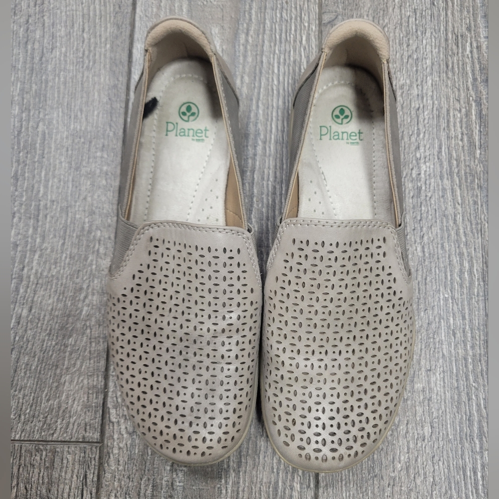 🟪 Planet By Earth Slip-on shoes